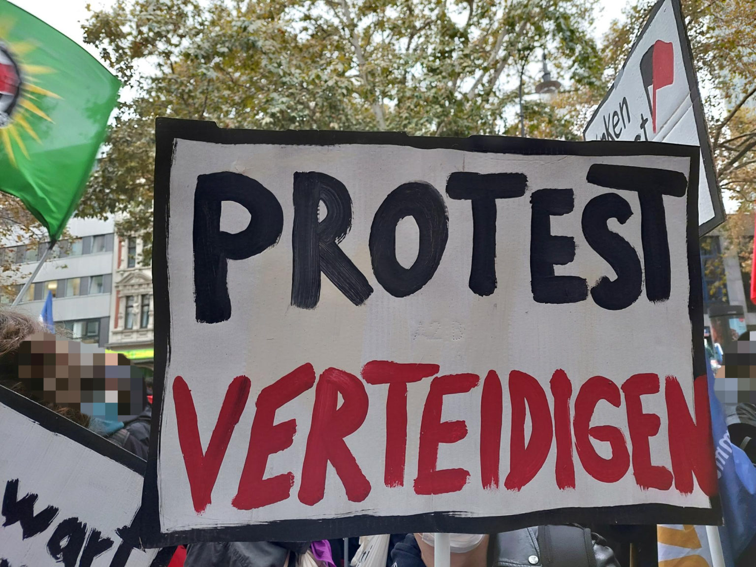 Pressemitteilung: Tausende fordern Stopp des Versammlungsgesetz ...